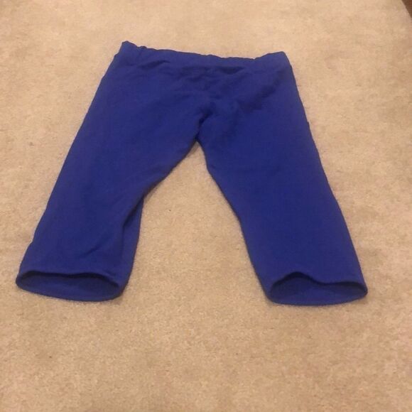 Lorna Jane capri deep purple leggings - Picture 1 of 3